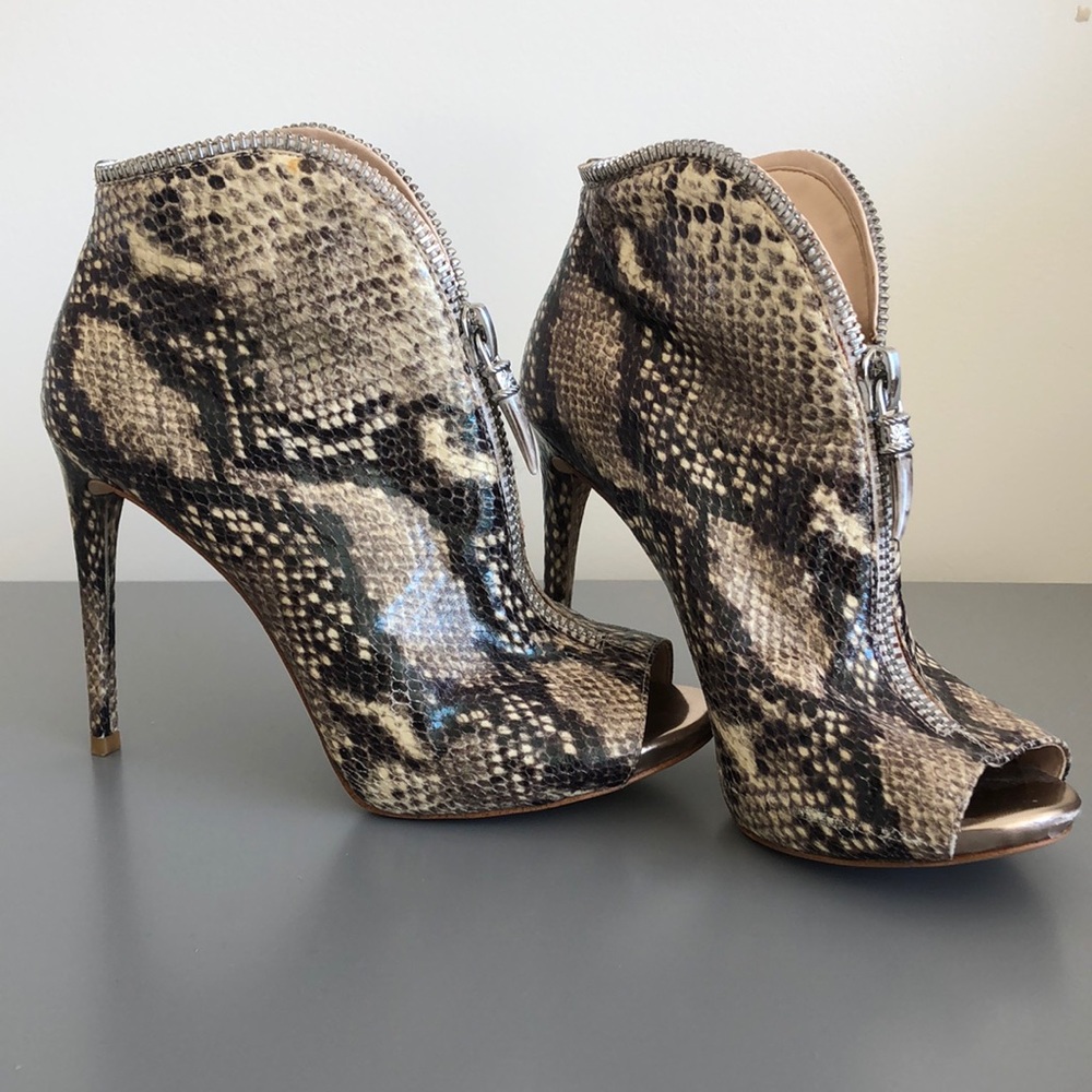 Guess Snakeskin Zipper Booties